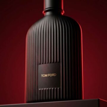 Luxury Black Orchid Perfume Cinematic Low Key Product Shot - Free Ai Prompt